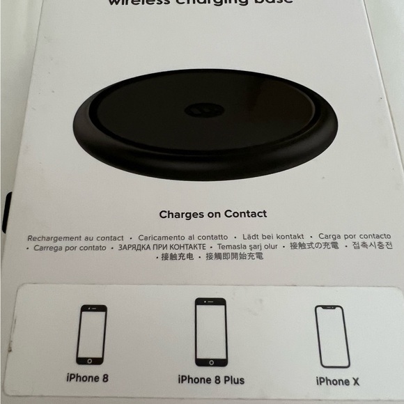 Mophie Wireless Charging Base - Picture 4 of 9